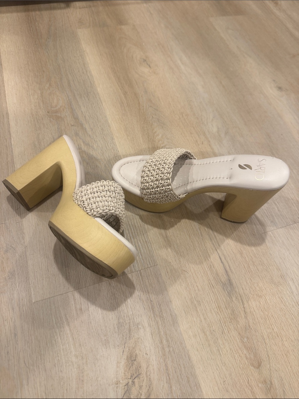 SARTO BLOCK HEELS